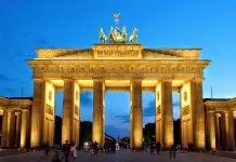 Cửa Đại thành Berlin (Brandenburg Gate)