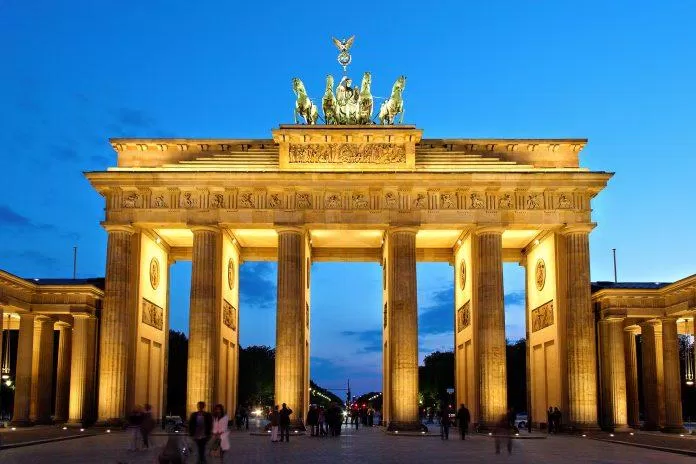 Cửa Đại thành Berlin (Brandenburg Gate) - nguồn: Internet