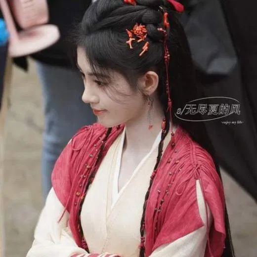 cuc-tinh-y-phim-tien-kiem-ky-hiep-4