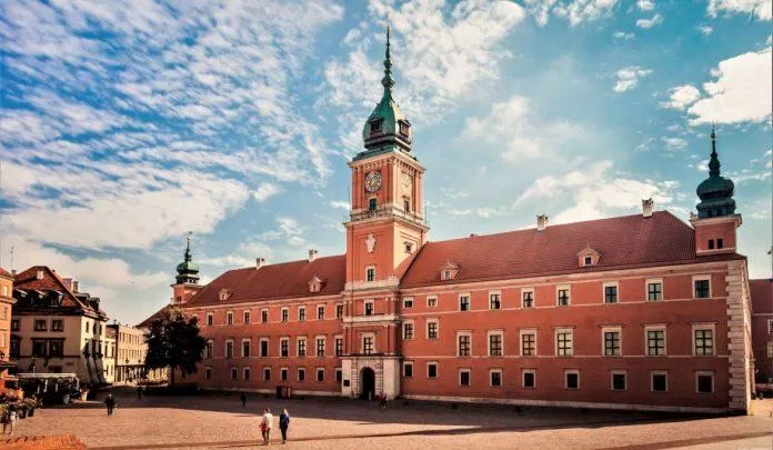 Cung điện Hoàng gia Warsaw - nguồn: Internet