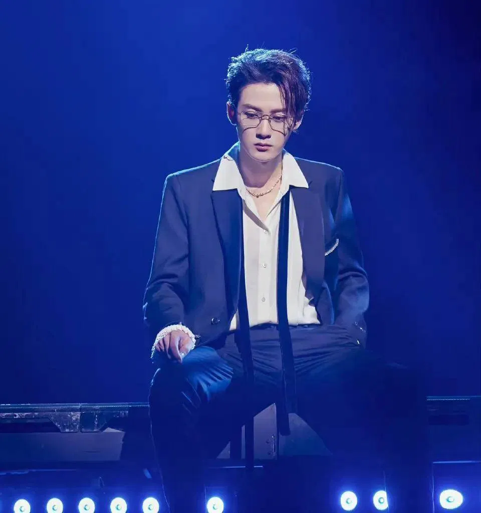 9 điều về "Liễu 9 đầu" Đàn Kiện Thứ có thể bạn chưa biết hết (Ảnh: Internet)