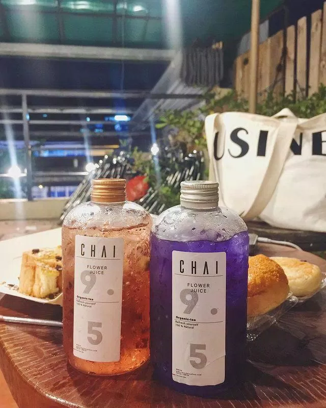 Những món đồ uống được đựng trong chiếc chai cực đẹp