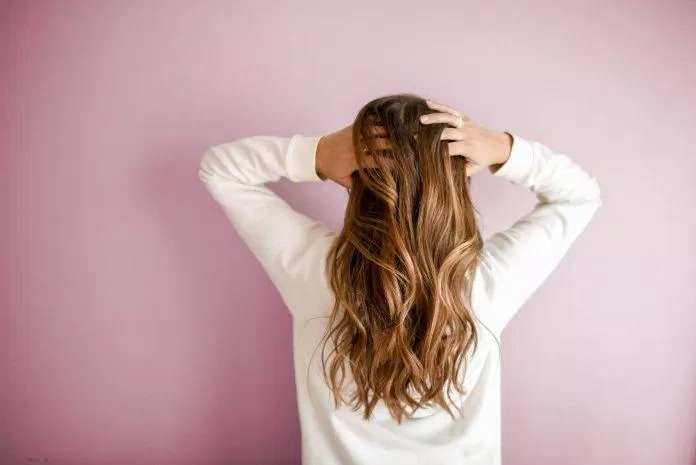 Cách để làm giảm lương tóc rụng mỗi ngày. (Nguồn: Internet)