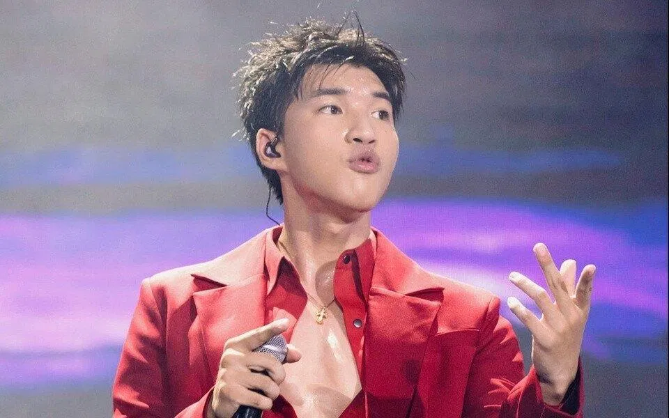 Điểm qua 8 ca khúc hay nhất của chàng rapper đa tài HIEUTHUHAI âm nhạc bài hát hay ca sĩ cưa hẹn gặp em dưới ánh trăng HIEUTHUHAI hít vào thở ra Hoàng Tôn Hurrykng không thể say lời đường mật Min nghe như tình yêu rapper sinh nhật vệ tinh