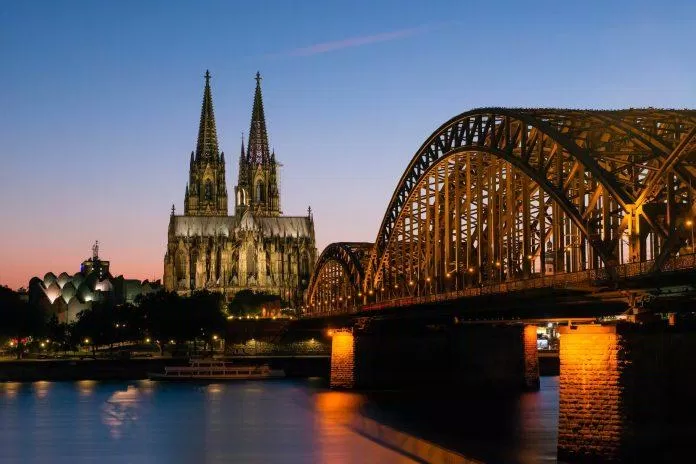 Cầu Hohenzollern - nguồn: Internet