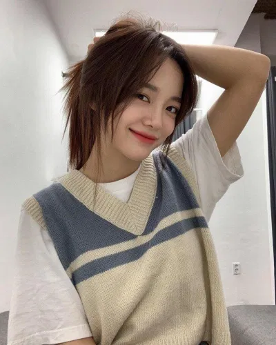 5 sự thật thú vị có thể bạn chưa biết về Sejeong - cựu thành viên I.O.I và Gugudan diễn viên GUGUDAN I.O.I Kim Sejeong Sejeong