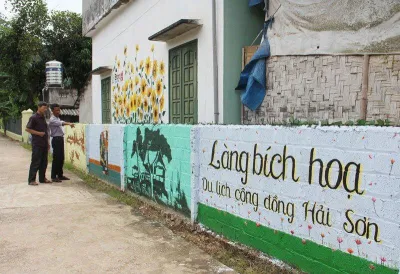 Làng bích họa Hải Sơn (Nguồn: Internet) Làng bích họa Hải Sơn (Nguồn: Internet)