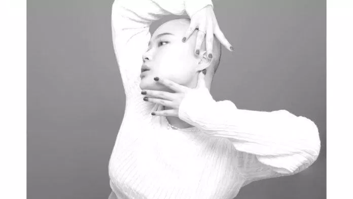 Lee Chaerin chia sẻ hình ảnh của bản thân qua Instagram (nguồn ảnh: diva__lavida)