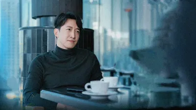 Nam chính của Nhất Lộ Triều Dương là doanh nhân thành đạt, chín chắn. (Ảnh: Internet) Nam chính của Nhất Lộ Triều Dương là doanh nhân thành đạt, chín chắn. (Ảnh: Internet)