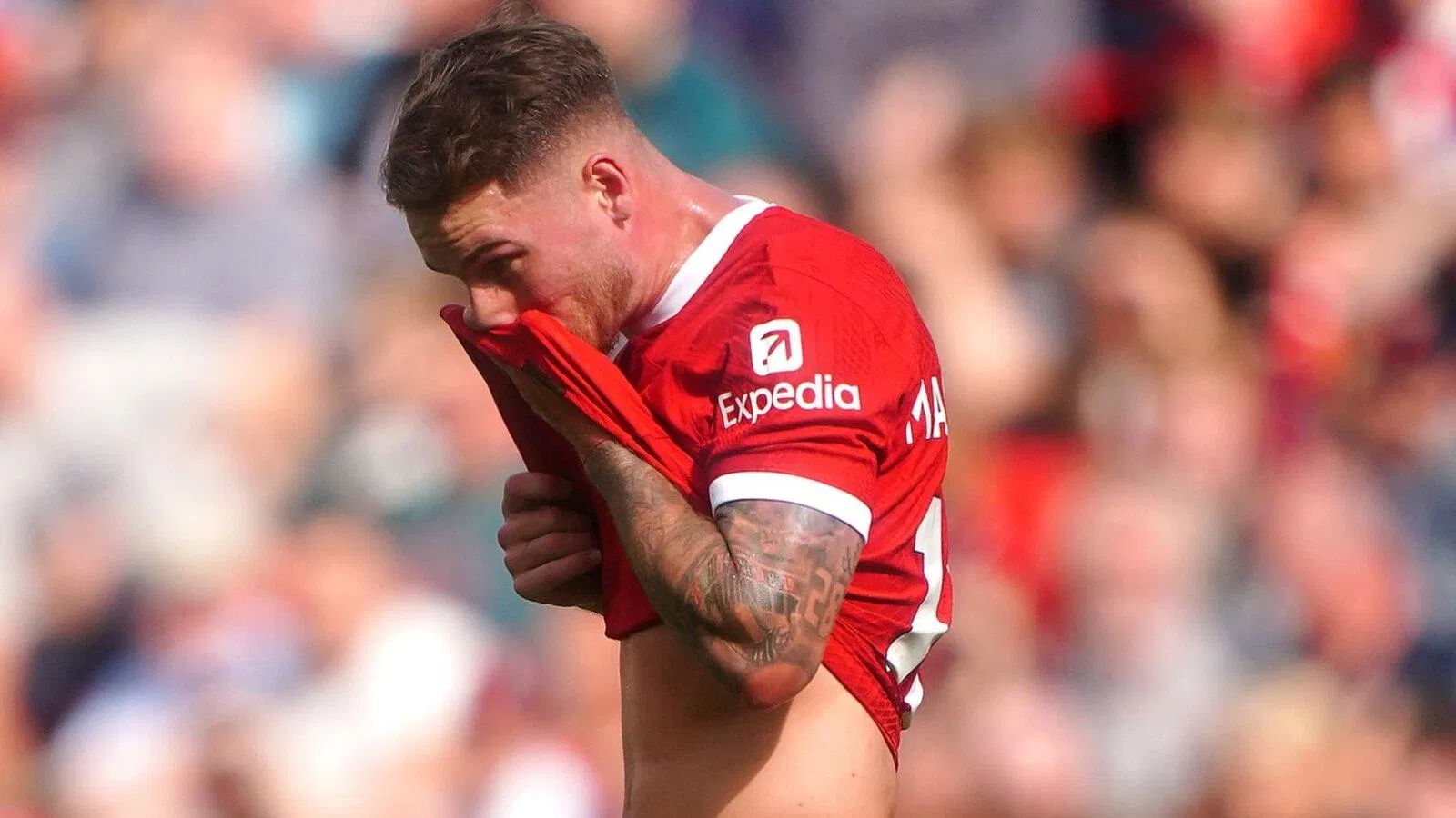 Liverpool gửi kháng cáo lên FA về tấm thẻ đỏ của Mac Allister (nguồn ảnh: Internet) Liverpool gửi kháng cáo lên FA về tấm thẻ đỏ của Mac Allister (nguồn ảnh: Internet)