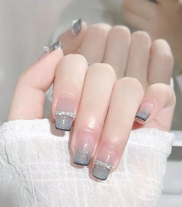 Mẫu nail cô dâu đẹp hot trend nhất 2023 (Ảnh: Internet)