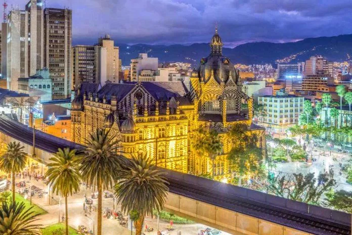 Medellin - nguồn: Internet Medellin - nguồn: Internet