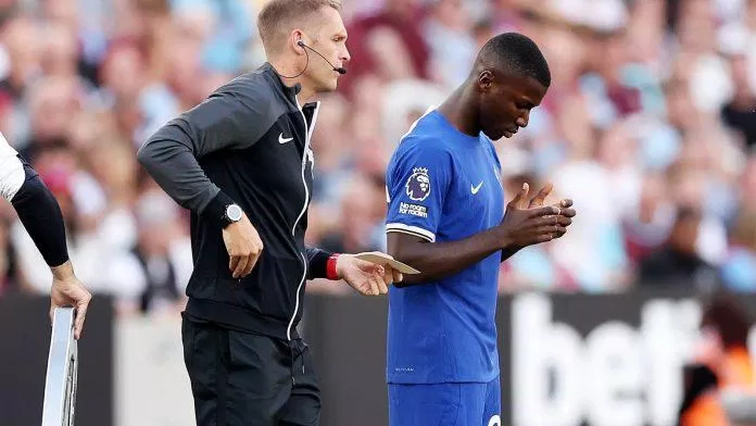 Moises Caicedo có những bước chạy đầu tiên trong màu áo của Chelsea (nguồn ảnh: Internet) Moises Caicedo có những bước chạy đầu tiên trong màu áo của Chelsea (nguồn ảnh: Internet)