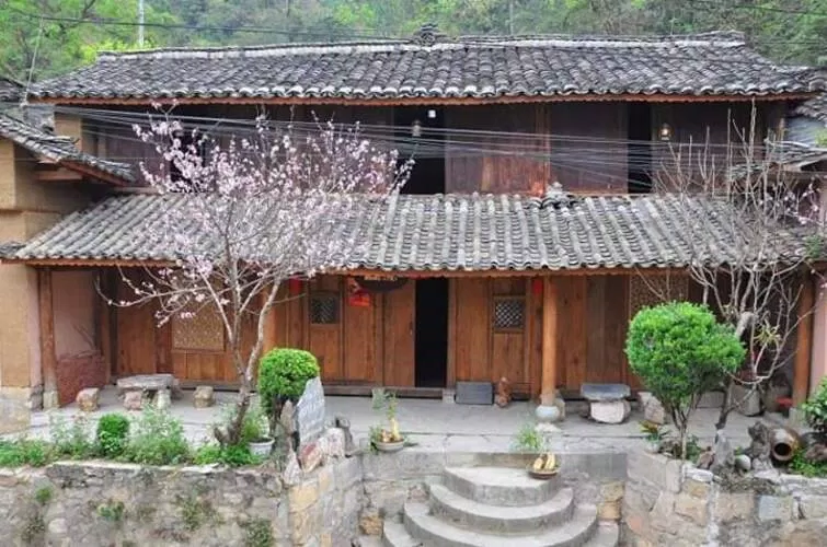 Nhà cổ homestay 1925 (Nguồn: Internet) Nhà cổ homestay 1925 (Nguồn: Internet)