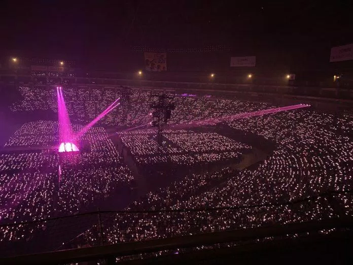 Biển hồng từ BLINKS dành cho BLACKPINK tại Tokyo Dome (Ảnh: Internet)