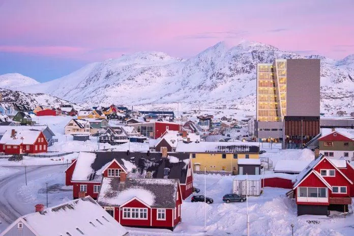 Nuuk - nguồn: Internet Nuuk - nguồn: Internet