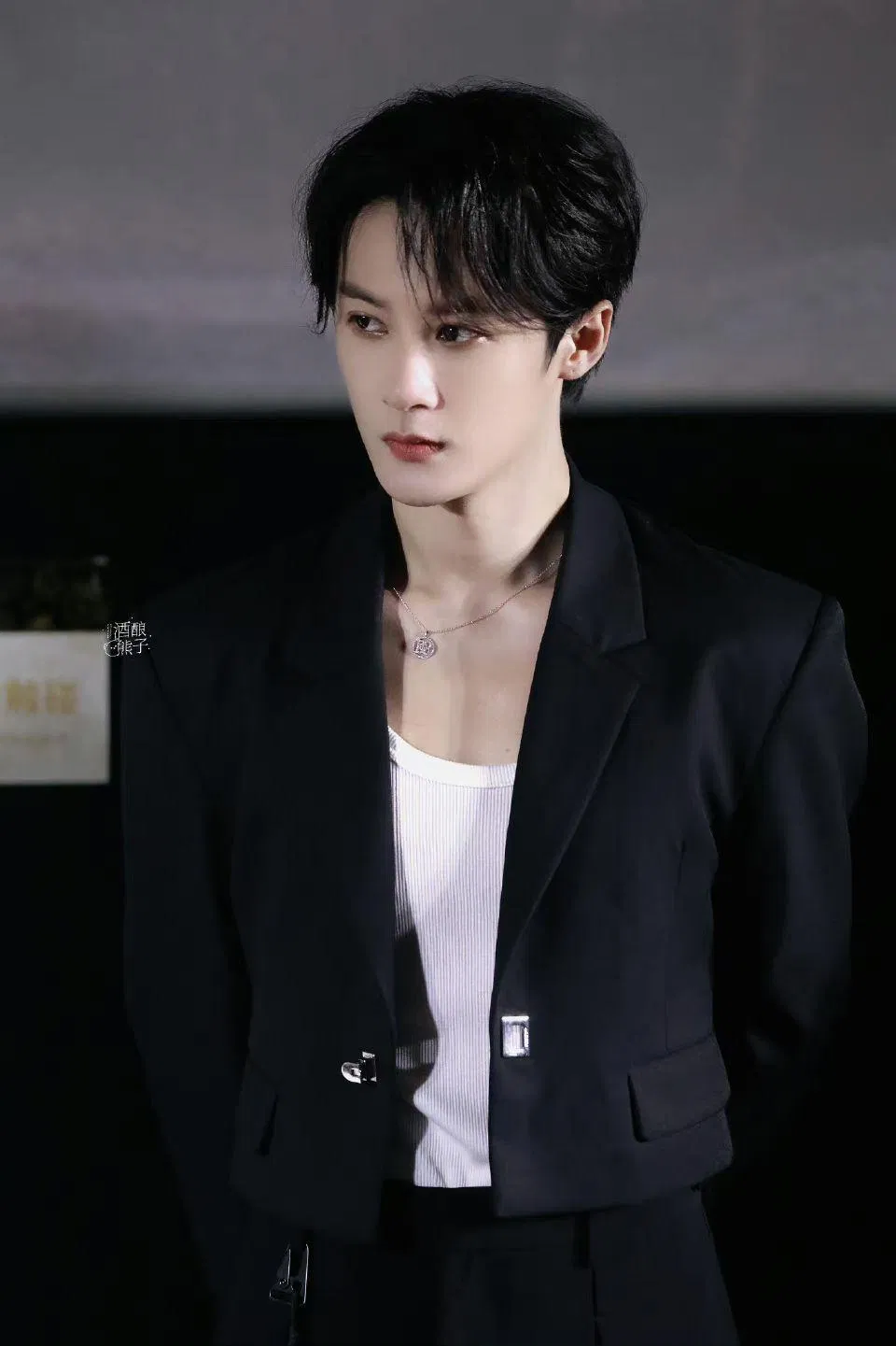 Thông tin chung về Đàn Kiện Thứ (Ảnh: Internet) Thông tin chung về Đàn Kiện Thứ (Ảnh: Internet)