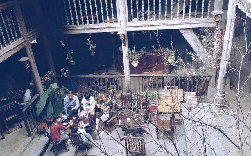 Quán cafe phố cổ (Nguồn: Internet)