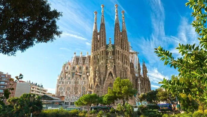Sagrada Familia - nguồn: Internet Sagrada Familia - nguồn: Internet