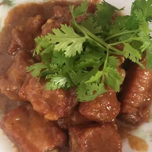 Sườn ram nước cốt dừa (Nguồn: Internet)