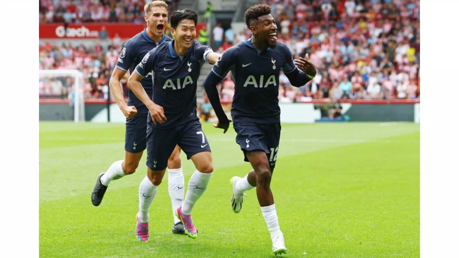 Tottenham chật vật gỡ hòa Brentford (nguồn ảnh: Internet)