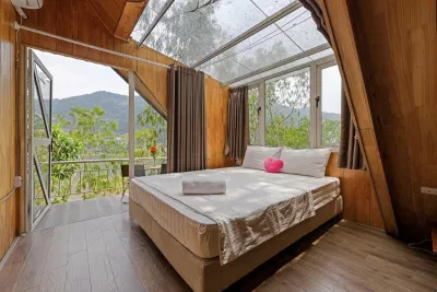 Ven Hồ Homestay (Nguồn: Internet) Ven Hồ Homestay (Nguồn: Internet)