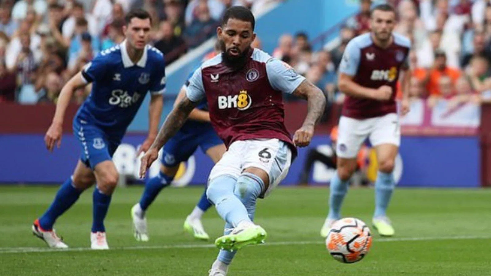 Aston Villa "vùi dập" Everton (nguồn ảnh: Internet) Aston Villa "vùi dập" Everton (nguồn ảnh: Internet)