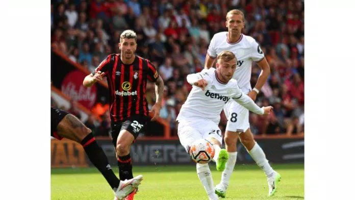 West Ham United đánh rơi 2 điểm đầu tiên sau khi bị gỡ hòa phút 82 (nguồn ảnh: Internet) West Ham United đánh rơi 2 điểm đầu tiên sau khi bị gỡ hòa phút 82 (nguồn ảnh: Internet)