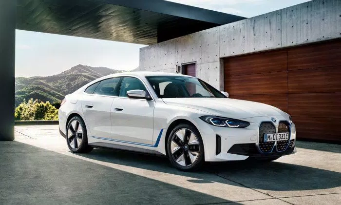 Đánh giá dòng xe BMW i4 2023: Giá lăn bánh, thông số kỹ thuật, ngoại thất và nội thất xe (Ảnh: internet) Đánh giá dòng xe BMW i4 2023: Giá lăn bánh, thông số kỹ thuật, ngoại thất và nội thất xe (Ảnh: internet)