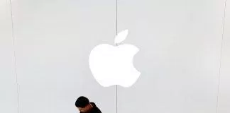 Apple thu thập nhiều dữ liệu từ iPhone của người dùng (Ảnh: Internet)