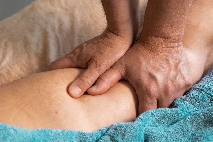 Các nhà trị liệu vật lý có nhiều cách để giảm đau và giúp bạn phục hồi. (Nguồn: Internet) Các nhà trị liệu vật lý có nhiều cách để giảm đau và giúp bạn phục hồi. (Nguồn: Internet)
