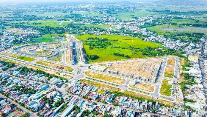 UBND tỉnh Bình Định khởi công dự án tuyến đường với tổng đầu tư 1171 tỉ đồng (ảnh: Internet) UBND tỉnh Bình Định khởi công dự án tuyến đường với tổng đầu tư 1171 tỉ đồng (ảnh: Internet)