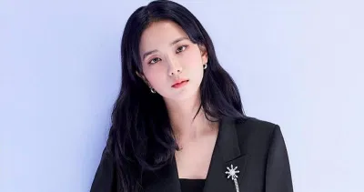 Màn tái xuất màn ảnh sau hơn 2 năm của Jisoo (BLACKPINK) Màn tái xuất màn ảnh sau hơn 2 năm của Jisoo (BLACKPINK)