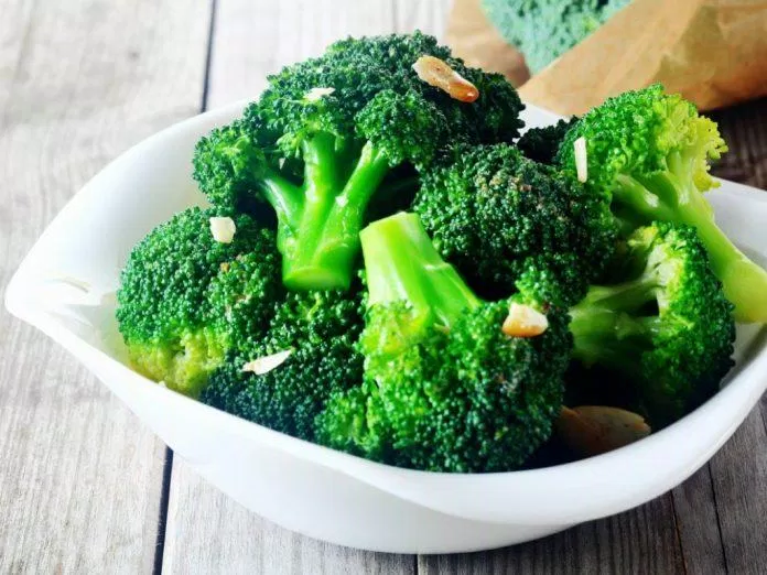 Bông cải xanh cung cấp nhiều chất xơ, protein và nhiều dưỡng chất tốt cho sức khỏe (Nguồn: Internet) Bông cải xanh cung cấp nhiều chất xơ, protein và nhiều dưỡng chất tốt cho sức khỏe (Nguồn: Internet)