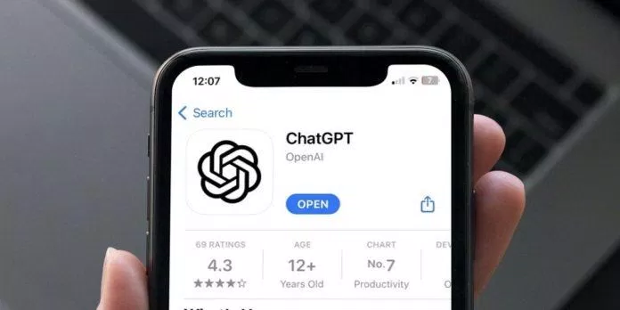 Ứng dụng ChatGPT trên điện thoại (Ảnh: Internet) Ứng dụng ChatGPT trên điện thoại (Ảnh: Internet)