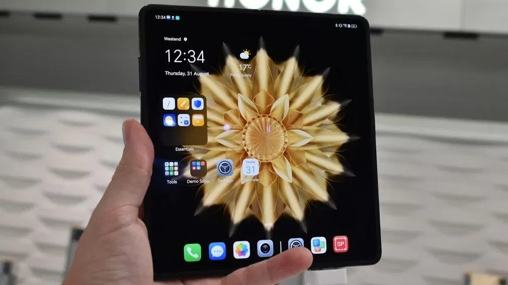 Honor Magic V2: Điện thoại mỏng nhất thế giới (Ảnh: Internet) Honor Magic V2: Điện thoại mỏng nhất thế giới (Ảnh: Internet)