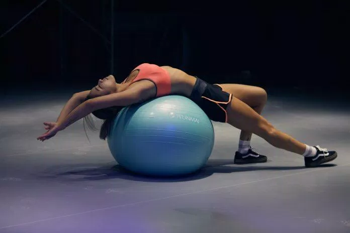 Mục tiêu chính của vật lý trị liệu sau phẫu thuật là giúp bạn tự làm những công việc hàng ngày một cách độc lập. (Nguồn: Internet) Mục tiêu chính của vật lý trị liệu sau phẫu thuật là giúp bạn tự làm những công việc hàng ngày một cách độc lập. (Nguồn: Internet)