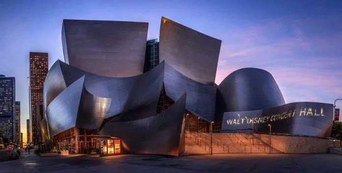 Nhà hát Walt Disney Concert Hall - nguồn: Internet Nhà hát Walt Disney Concert Hall - nguồn: Internet