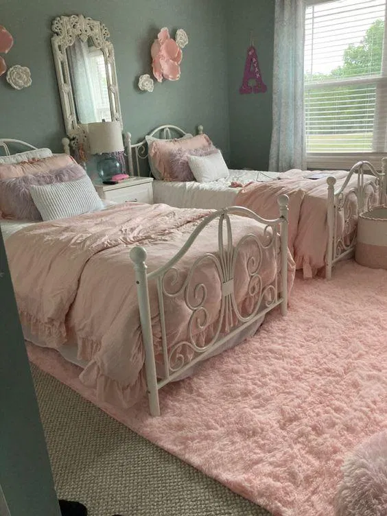 Decor phòng ngủ phong cách cổ điển (Nguồn: internet)