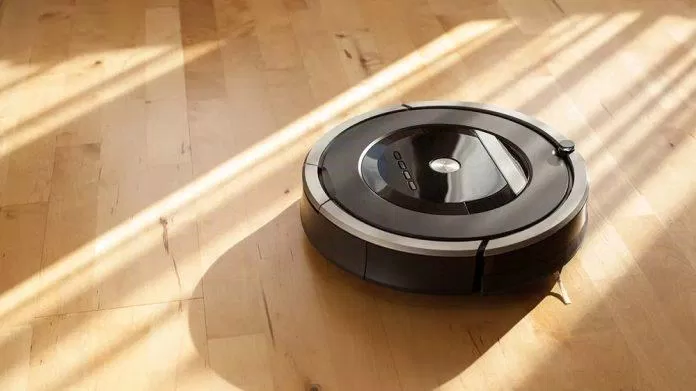 Robot hút bụi giúp làm sạch hiệu quả và kỹ lưỡng (Ảnh: Internet) Robot hút bụi giúp làm sạch hiệu quả và kỹ lưỡng (Ảnh: Internet)