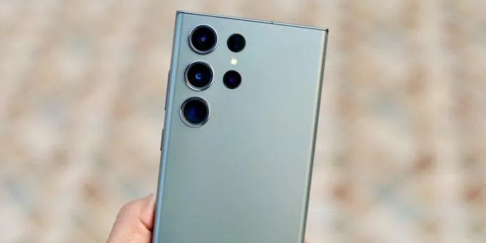 Điện thoại Samsung Galaxy S23 Ultra màu xanh lá cây (Ảnh: Internet) Điện thoại Samsung Galaxy S23 Ultra màu xanh lá cây (Ảnh: Internet)