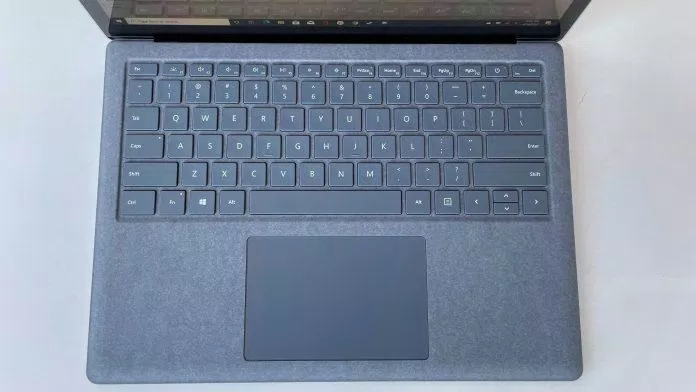 Thiết kế cao cấp và sang trọng của Surface Laptop 4 (Ảnh : Internet)