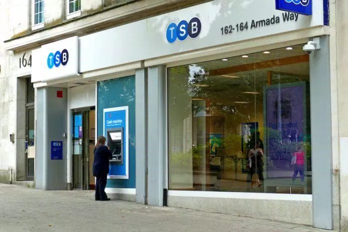 TSB Bank - Ngân hàng TSB - nguồn: Internet TSB Bank - Ngân hàng TSB - nguồn: Internet