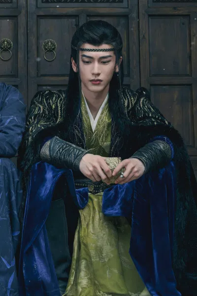 Trương Lăng Hách cũng có loạt tạo hình đúng chuẩn công tử (Nguồn: Internet)