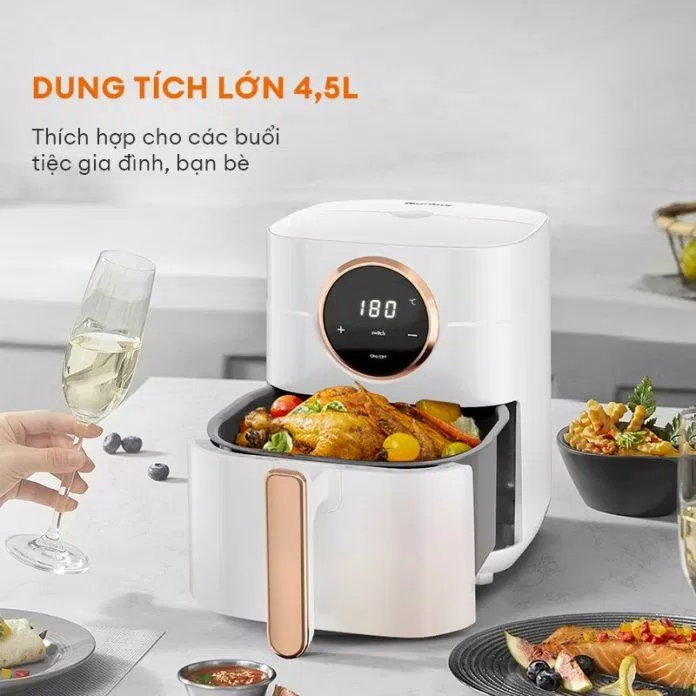 Nồi chiên không dầu Gaabor GA-E45A02 nhỏ gọn & thiết kế trang nhã (Internet) Nồi chiên không dầu Gaabor GA-E45A02 nhỏ gọn & thiết kế trang nhã (Internet)