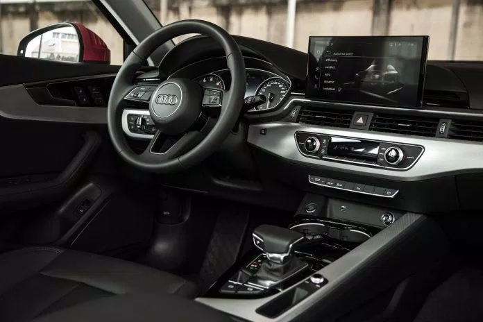 Đánh giá dòng xe Audi A4 2023 (Ảnh: Internet) Đánh giá dòng xe Audi A4 2023 (Ảnh: Internet)