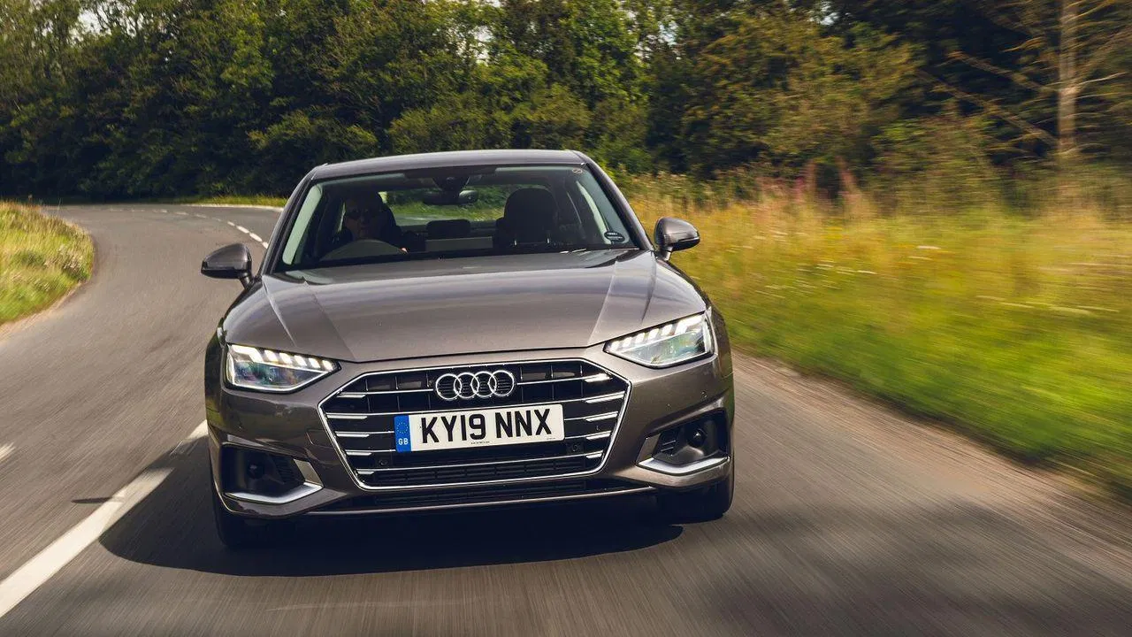 Đánh giá dòng xe Audi A4 2023 (Ảnh: Internet) Đánh giá dòng xe Audi A4 2023 (Ảnh: Internet)