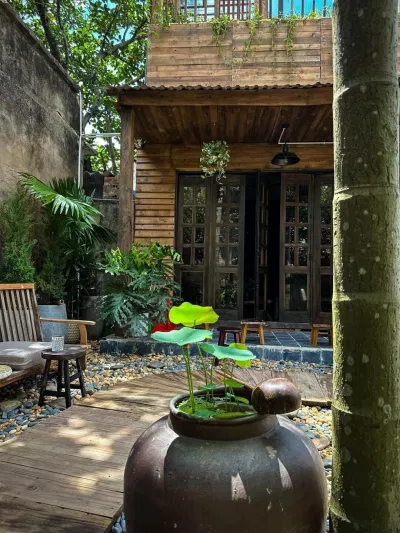 Được ví như ''Đà Lạt'' thu nhỏ giữa lòng Hải Phòng (Nguồn: Internet) 6 quán cà phê chill không lối về cho dân Hải Phòng Breathe Rooftop Cafe cà phê caro coffee chill daon coffee Hải Phòng quán cà phê quán cà phê Hải Phòng thông tin thư giãn Tiệm Cafe Nâu top quán cà phê Tree Coffee vòng coffee