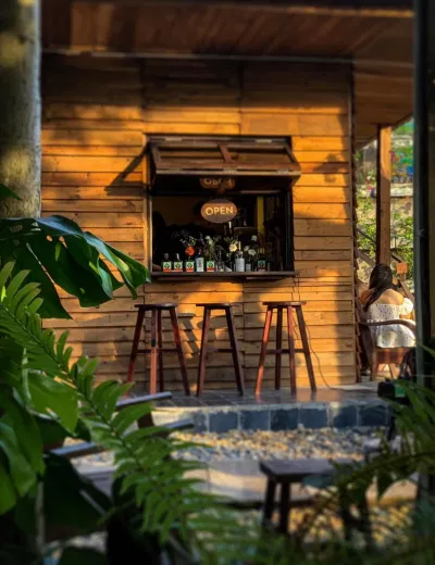 Được ví như ''Đà Lạt'' thu nhỏ giữa lòng Hải Phòng (Nguồn: Internet) 6 quán cà phê chill không lối về cho dân Hải Phòng Breathe Rooftop Cafe cà phê caro coffee chill daon coffee Hải Phòng quán cà phê quán cà phê Hải Phòng thông tin thư giãn Tiệm Cafe Nâu top quán cà phê Tree Coffee vòng coffee
