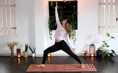 Yoga mang lại cho bạn cảm giác thoải mái và tránh cảm giác thèm ăn. (Nguồn: Internet) Yoga mang lại cho bạn cảm giác thoải mái và tránh cảm giác thèm ăn. (Nguồn: Internet)